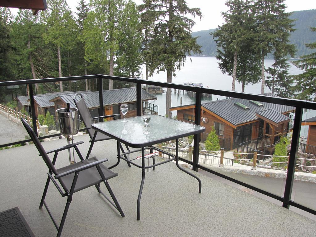 Pair-A-Dice Cottage Port Renfrew Dış mekan fotoğraf